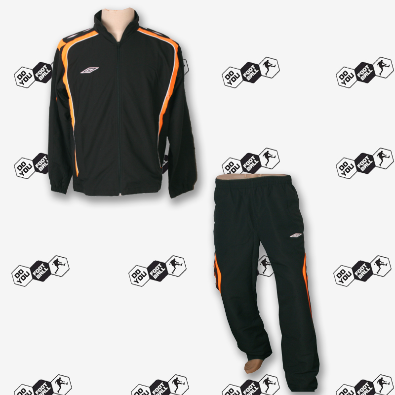 

Спортивный костюм Umbro