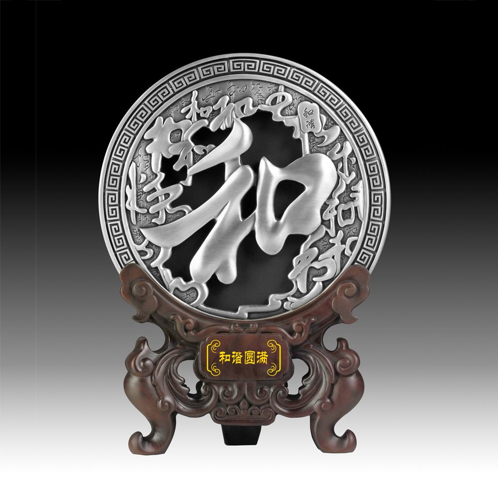 

Декоративные украшения Intotem D2011