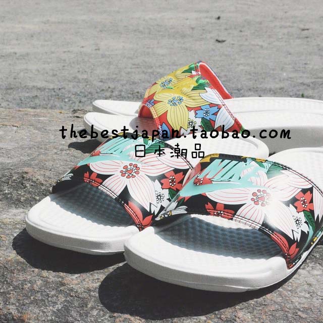 

сланцы Nike WMNS BENASSI JDI PRINT 15SS
