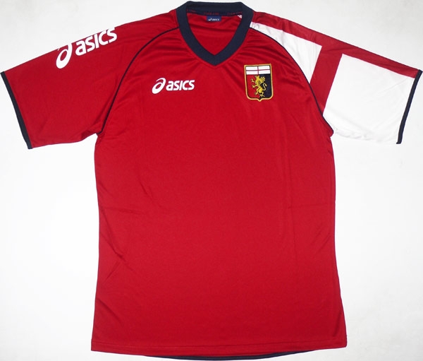 

Футбольная форма Asics 1011