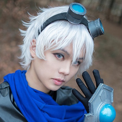 taobao agent LOL League of Legends Ez Frosted Ezreal cosplay wigs of silver white short hair