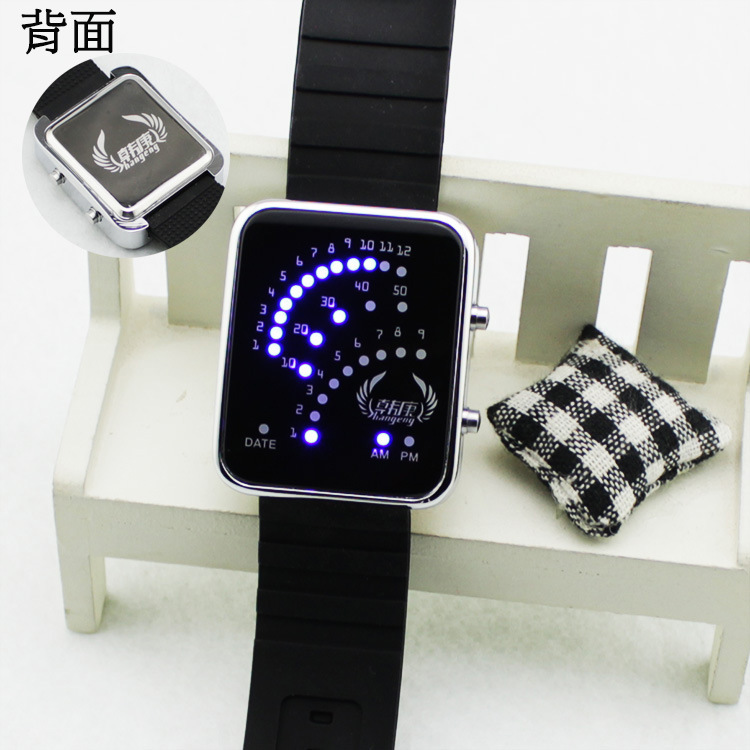 

Часы Love u Super Junior LED