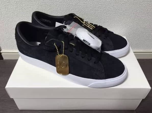 

кроссовки Nike Tennis Fragment POOL