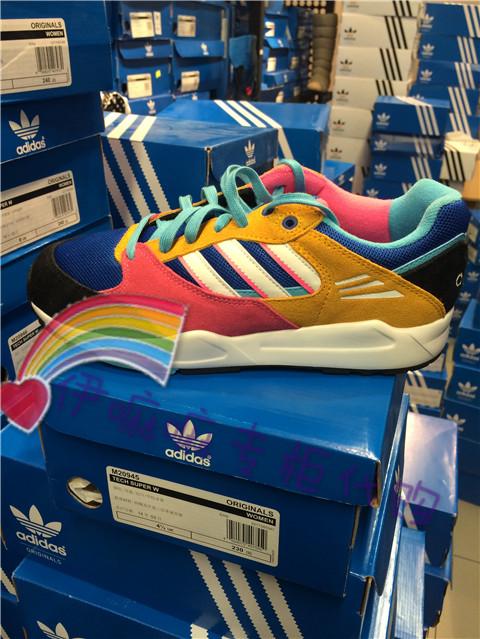 

кроссовки Adidas TECH SUPER M20945