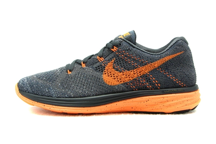 

Кроссовки Nike 2015 698181-006 698181-002-010-014