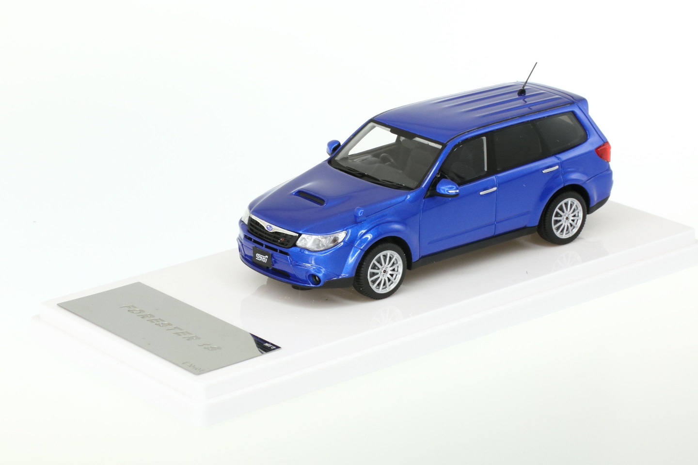 

Модель машины Wit's 1/43 SUBARU FORESTER Ts 2010 W259 WR Blue Mica