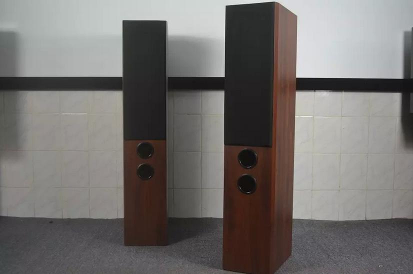 

Hi-Fi акустика Roister HIFI