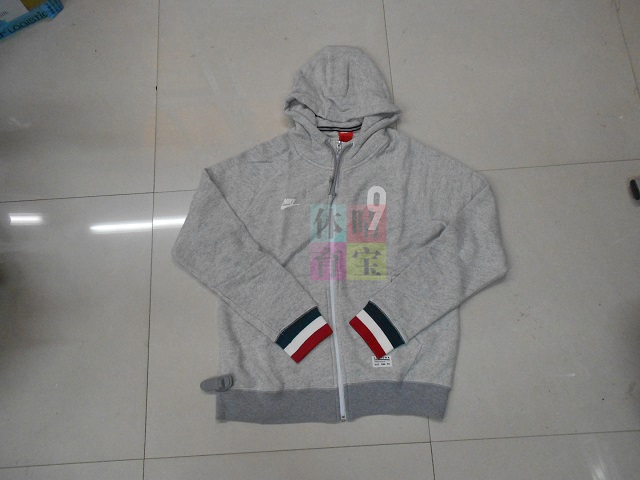 

Спортивная куртка Nike AW77 GF NUMBERS FZ HOO 546897-063