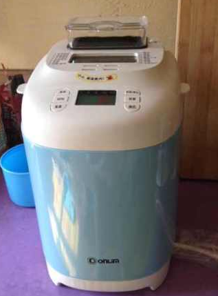 

Хлебопечь Donlim BM1350-A
