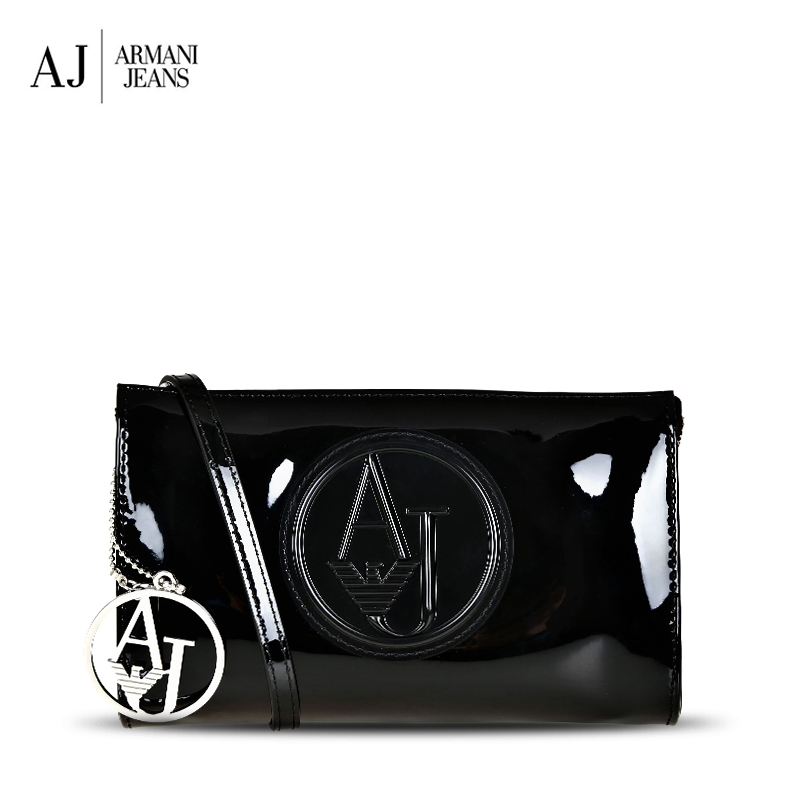 

Сумка Armani 05v82 .J ECO VERNICE