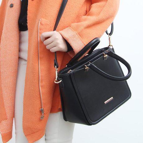 爱逛街为您找到斜挎单肩小包包相关的宝贝,您可以在下面的板块中挑选