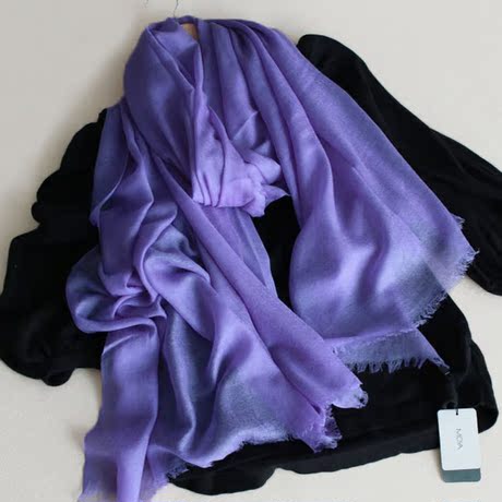 爱逛街为您找到毛边披肩相关的宝贝,您可以在下面的板块中挑选喜欢的