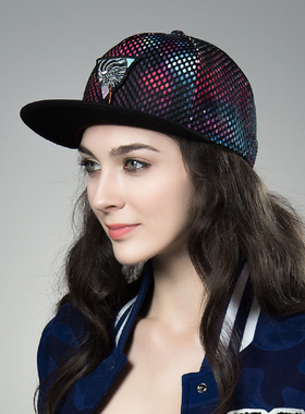 00       爱逛***理员   发布了  帽仕汇 帽子女冬天个性棒球帽炫酷