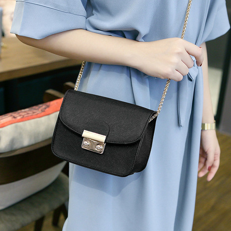 爱逛街为您找到女式新款斜挎包相关的宝贝,您可以在下面的板块中挑选