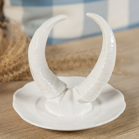 工艺品摆件 欧式简约现代客厅家居饰品 创意高温陶瓷牛角首饰盘