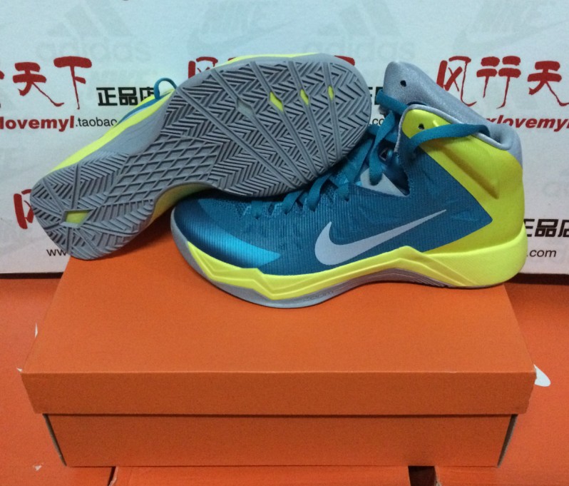 

баскетбольные кроссовки Nike Zoom Hyperquick 599519-300