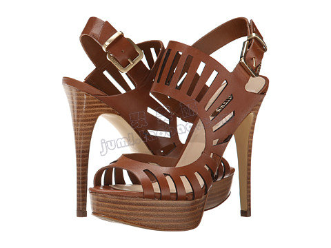

Босоножки Guess 2015