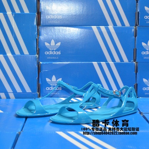 

Спортивные сандалии Adidas Q20326