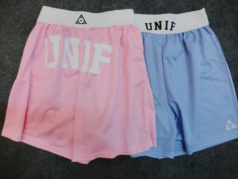 

Женские брюки UNIF