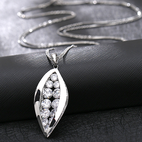 爱逛街为您找到女锆石吊坠相关的宝贝,您可以在下面的板块中挑选喜欢