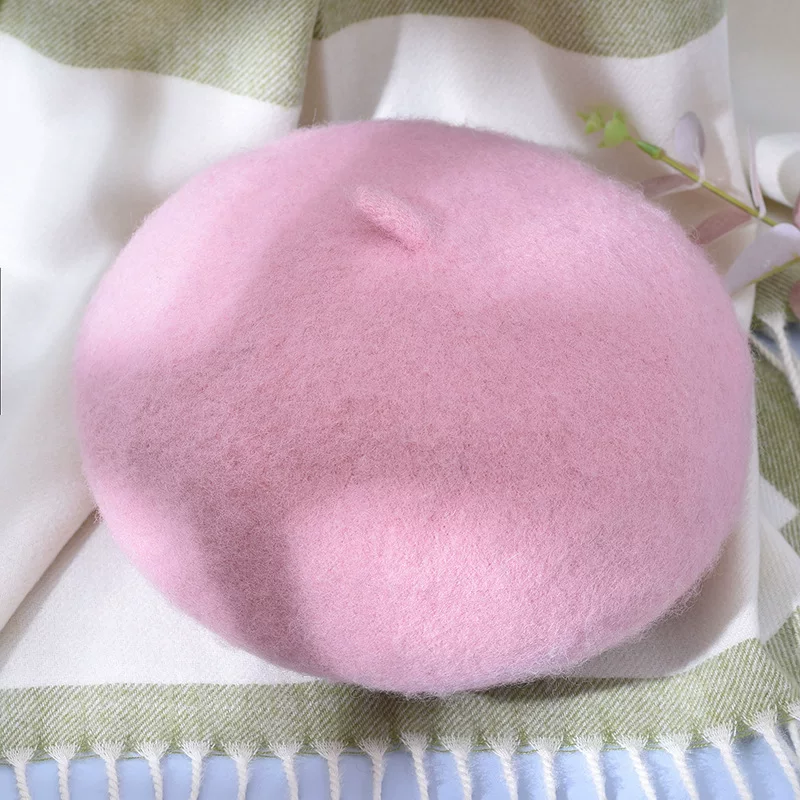 BeRET LADY CAP WOOL WINTER HAT Warm беретки