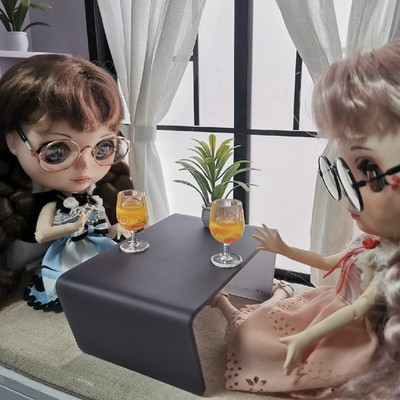 taobao agent 6 -point BJD SD cloth Blythewa furniture semi -transparent black matte glass bay window table table table camera props