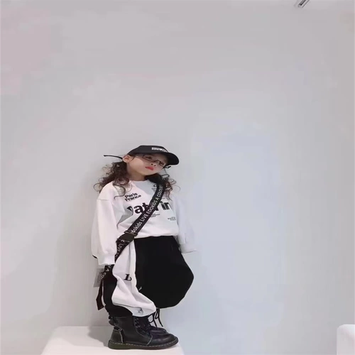 Детский модный лонгслив подходит для мужчин и женщин, футболка, круглый воротник, семейный стиль