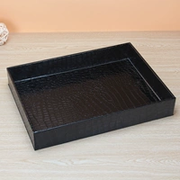 Маленький, крокодиловый принт