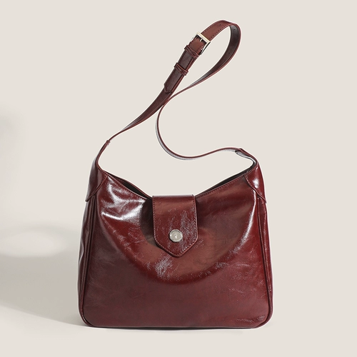 Демисезонная сумка, вместительный и большой ремешок для сумки на одно плечо, делается под заказ, в корейском стиле, из натуральной кожи