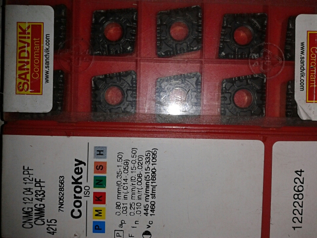 

Фрезерный патрон Sandvik CNMG120412-PF 4215