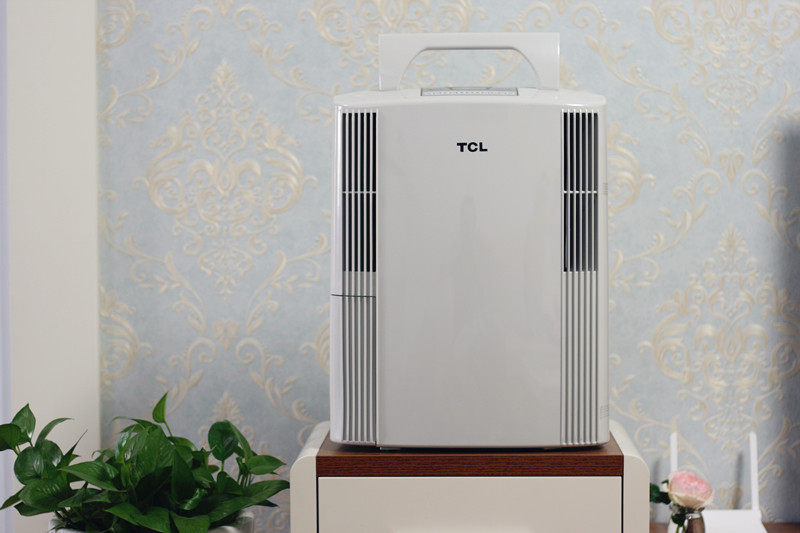 【试用评测】tcl除湿机 应对回南天梅雨季