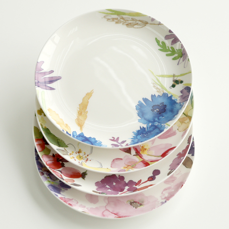 爱逛街为您找到骨瓷餐盘相关的宝贝,您可以在下面的板块中挑选喜欢的