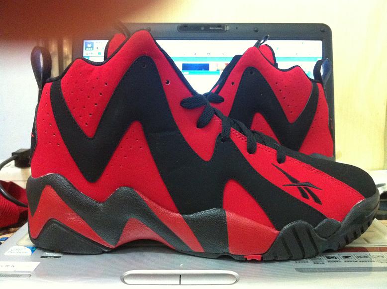 

баскетбольные кроссовки Reebok Kamikaze Mid RBK