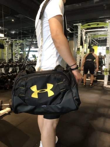 Спортивная сумка подходит для мужчин и женщин с разделителями, вместительная и большая баскетбольная сумка на одно плечо для тренировок