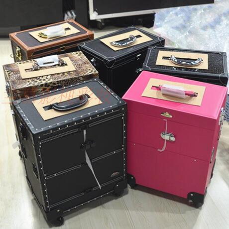 爱逛街为您找到拉杆多层化妆箱相关的宝贝,您可以在下面的板块中挑选