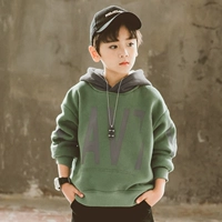 Зеленый, осенний