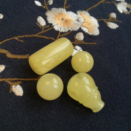 纯手工磨制乌克兰天然无优化 蜜蜡顶珠佛头三通腰珠佛珠配饰