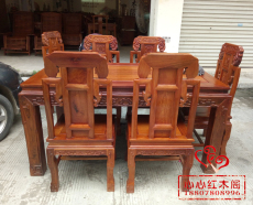 стол со стульями