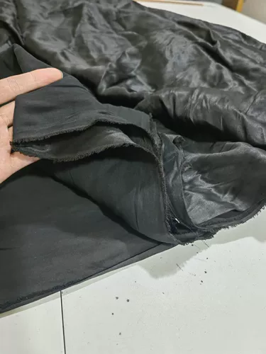 100%шелк шелк шелк черный эластичный маленький атлас -благовония Yunya 26 Mimi 135 ворот 160 юаней на метр