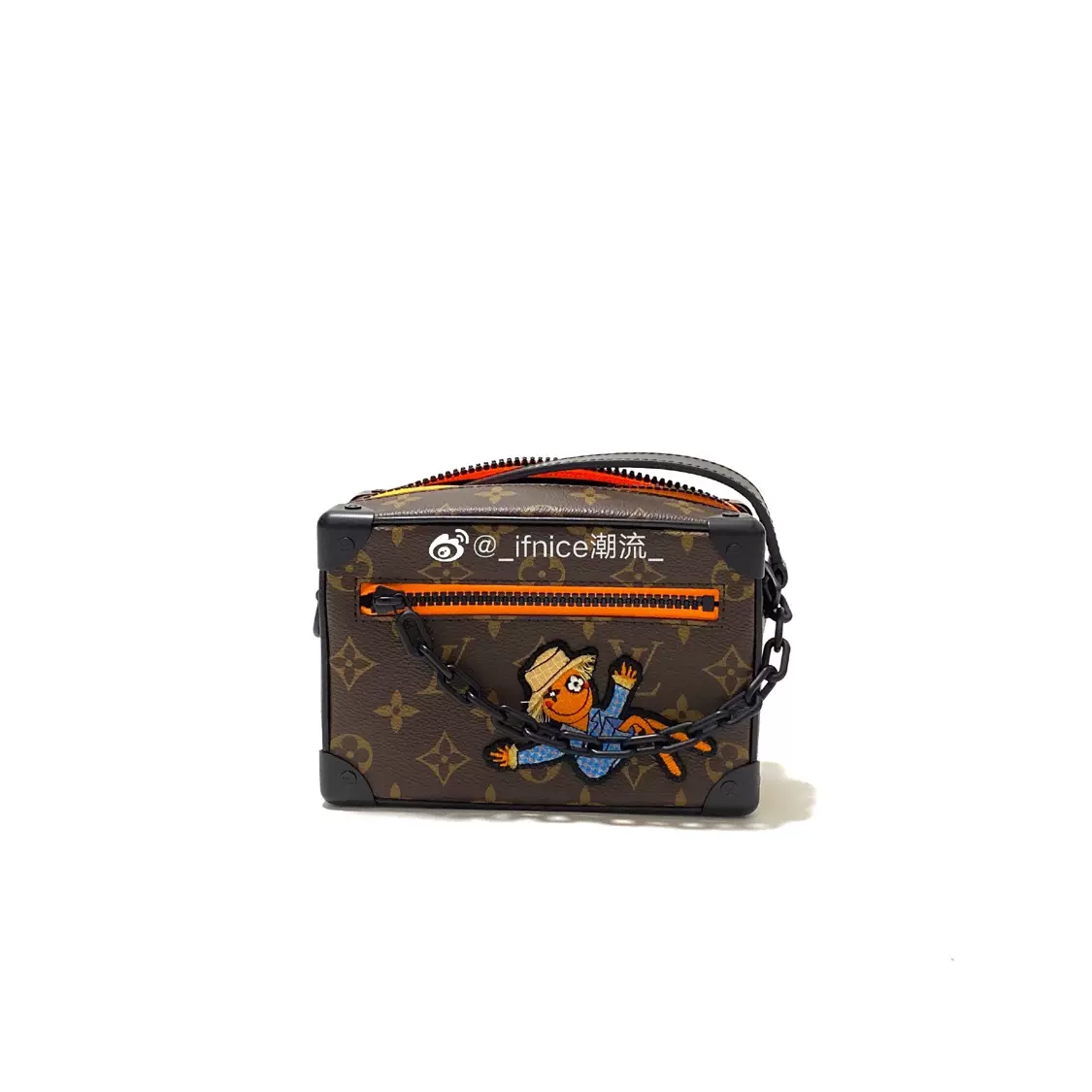 Tas Bebek Buatan Louis Vuitton x Nigo, Berapa Harganya?