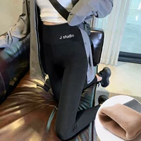 Кусочки черного