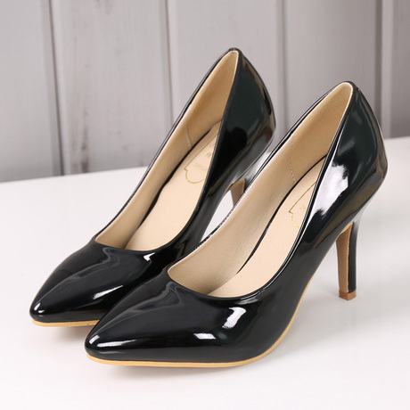 【漆皮女鞋】_黑色高跟鞋图片_细跟尖头鞋价格_搭配分享 - 爱逛街