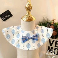 Желтая галстук-бабочка, воздушный шар