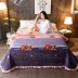 Chăn nhung dày trải giường đơn mảnh 1,5 mét chăn flannel 2 * 2,3 mét giường đôi mùa đông giường nữ - Khăn trải giường
