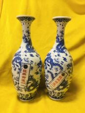 Пузырь бутылки 陶瓷酒瓶收藏9199酒柜展示盘龙精美完好酒瓶一个