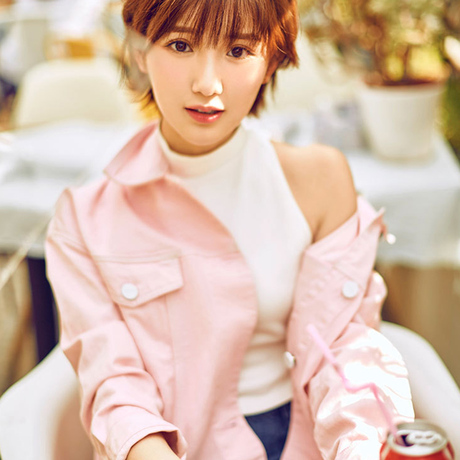 毛晓彤微微一笑很倾城同款赵二喜同款粉色长袖牛仔短外套上衣现货