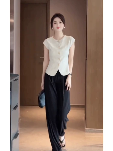 Модный белый жилет, штаны, летний комплект, яркий броский стиль, в западном стиле, по фигуре, в стиле Шанель