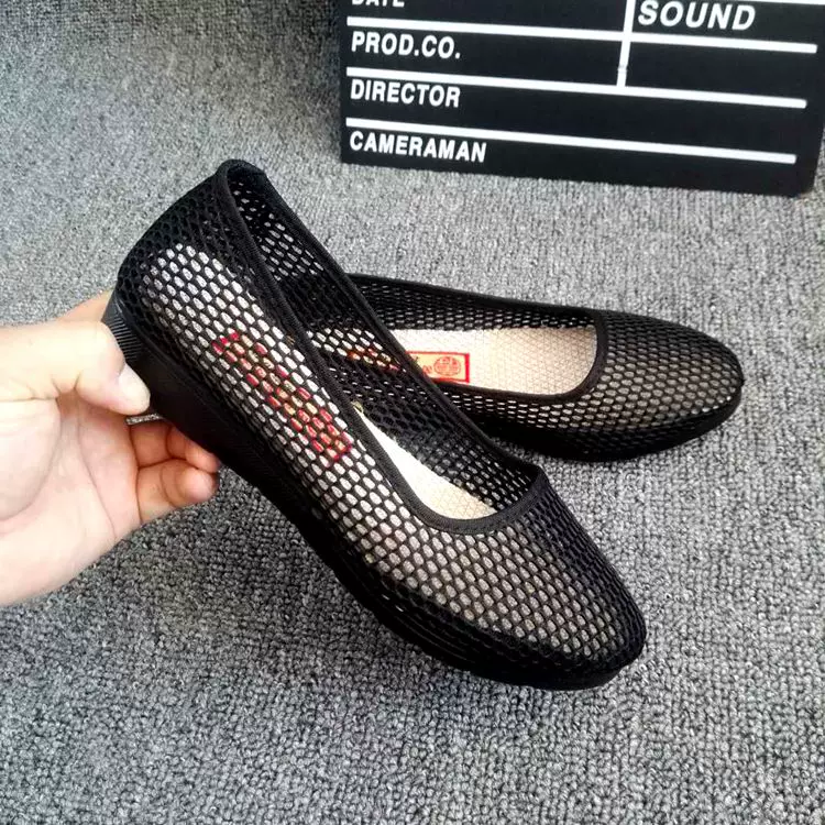 Summer black breathable sandals, for middle age, soft sole