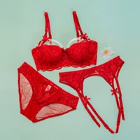 Красный, 3 предмета