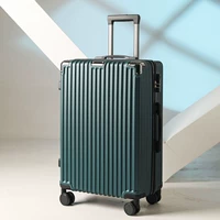 Темно-зеленый